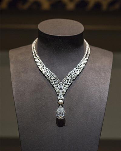 上海钻石回收公司带你看2016卡地亚珠宝展