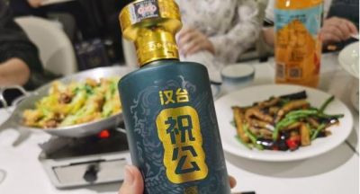 才知道，大街上“高价回收老酒”，竟然暗藏“猫腻”，小心别中计