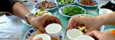 为何烟酒店会高价回收白酒，人傻钱多？过来人透露出这么些猫腻