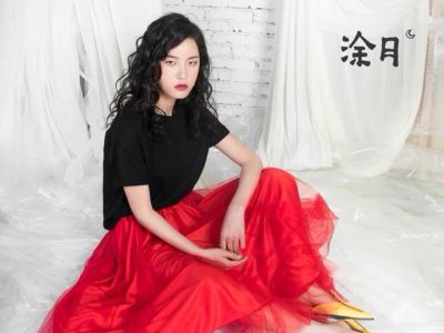 常州回收香奈儿香水 女生购买一套房子，代价是衣服不能经常买，化妆品不能贵，值得吗？