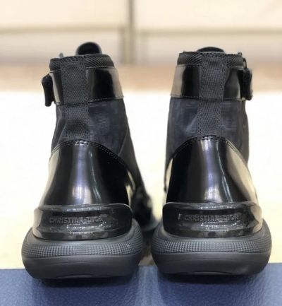 赛琳包回收地点 请说出你知道的一些奢侈品品牌？