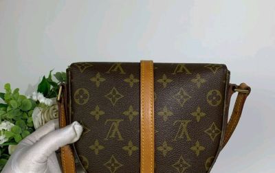 郑州欧米茄古驰包包回收 奢侈品回收店主要回收哪些品牌手表？