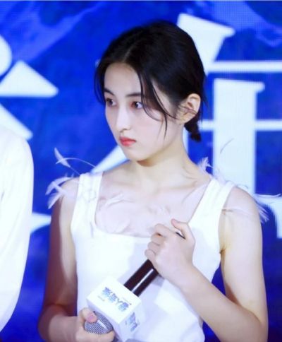 锦州香奈儿包回收价钱 00后的明星都有谁？