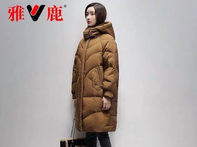 哈尔滨回收香奈儿包报价 羽绒服什么牌子好？