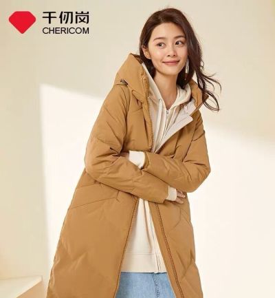 哈尔滨回收香奈儿包报价 羽绒服什么牌子好？