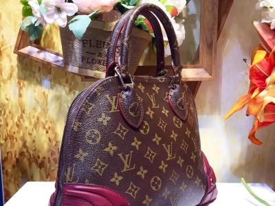 lv路易威登回收价格 lv包水洗了回收吗？