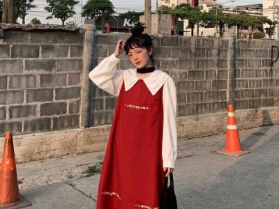 迪奥的耳环能回收吗吗 有哪些复古高级又优雅的绝美小裙子？