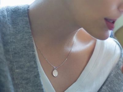 宝格丽白贝母回收价格 宝格丽白贝母为什么贵？