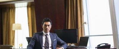 迪奥包包回收鉴定估价微商 服装行业发展如何？