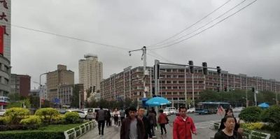 长春回收迪奥包价格及图片 乌鲁木齐有哪些成熟的商圈和兴起来的商圈? 长春回收迪奥包价格及图片 乌鲁木齐有哪些成熟的商圈和兴起来的商圈?