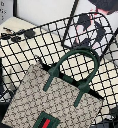 lv鞋路易威登回收 回收的LV包包保值吗？